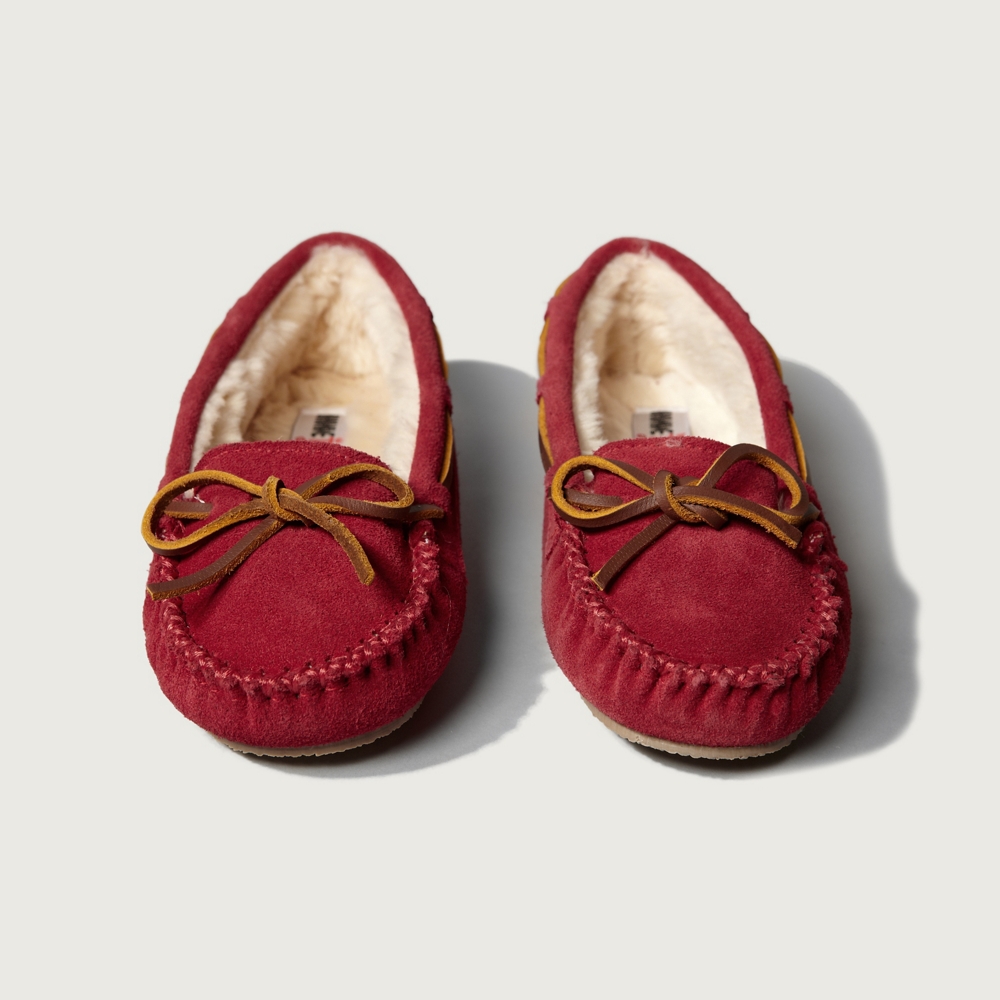 minnetonka cally slippers sale