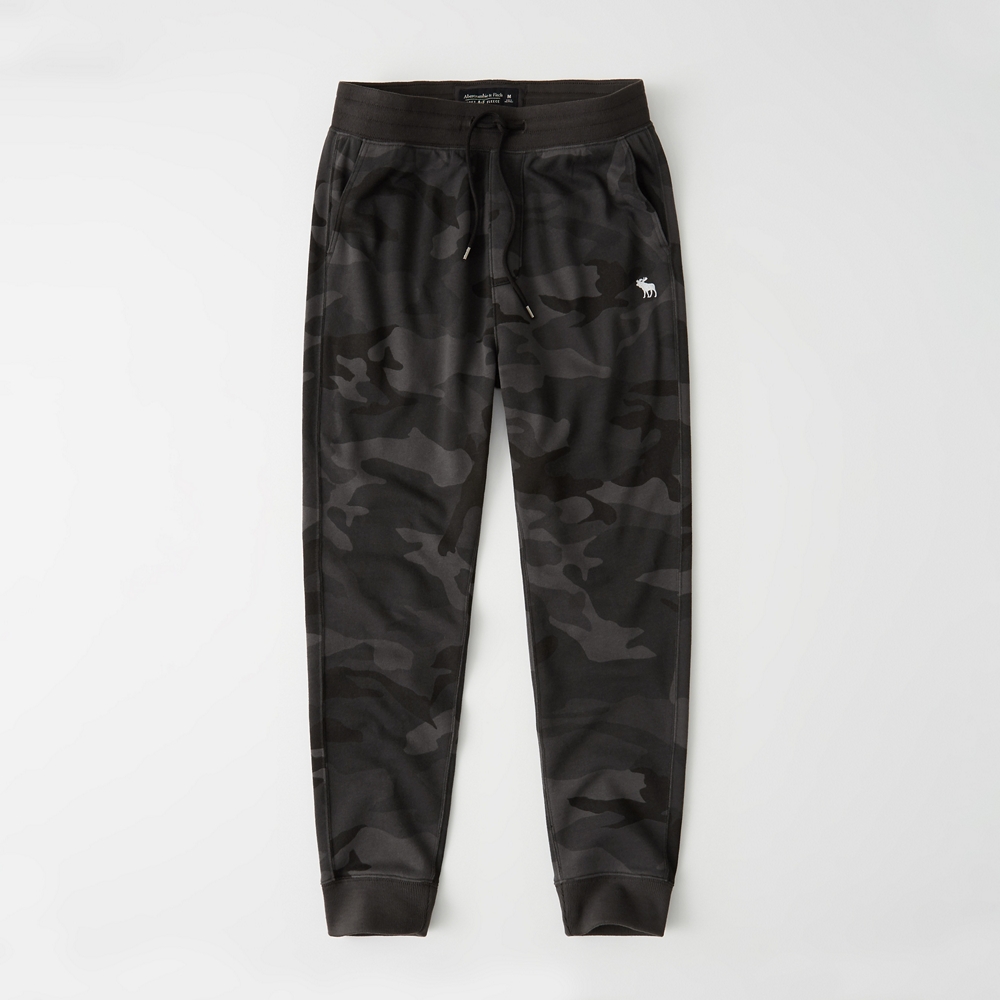 abercrombie travel jogger