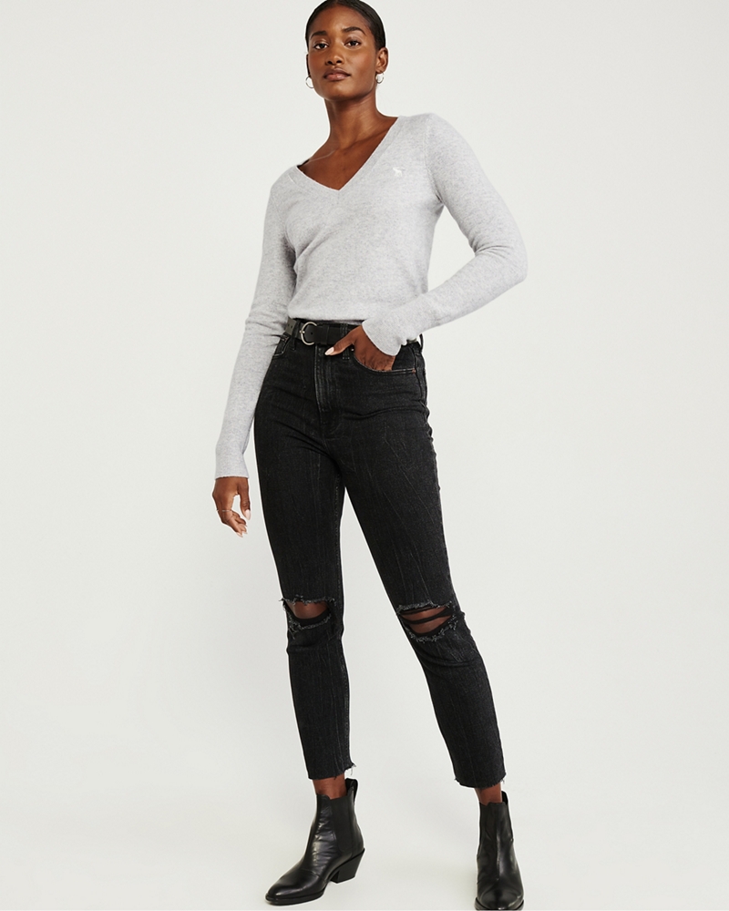 Cashmere V-Neck Icon Sweater