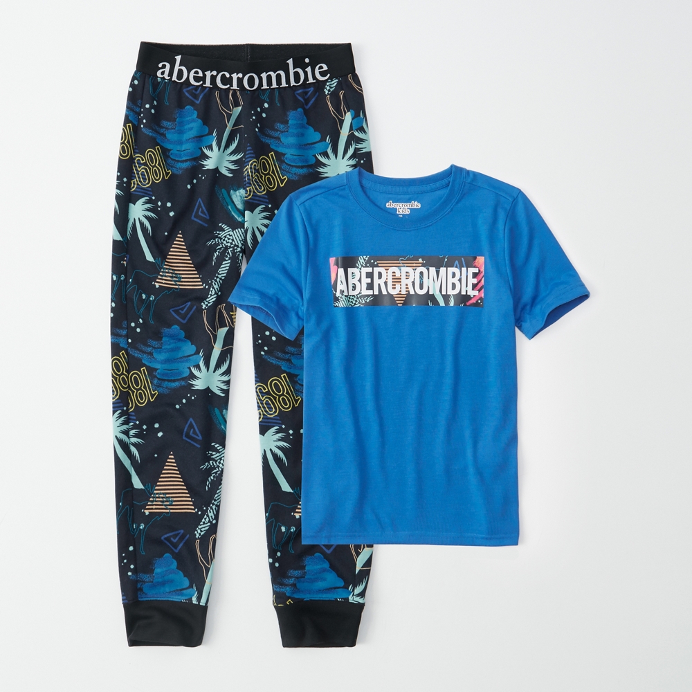 short-sleeve sleep set