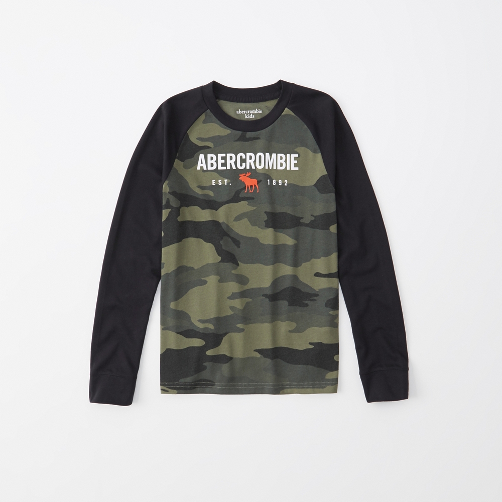 long-sleeve print logo tee