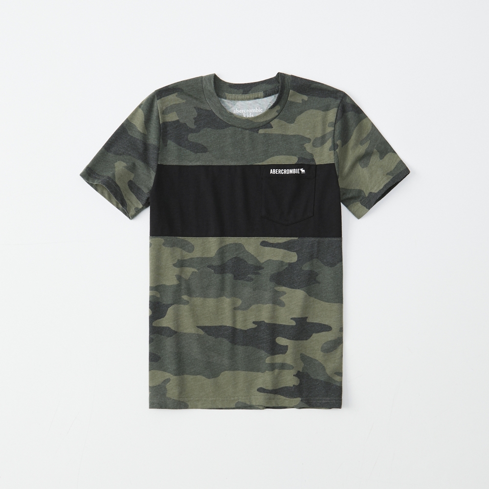 short-sleeve logo pocket tee