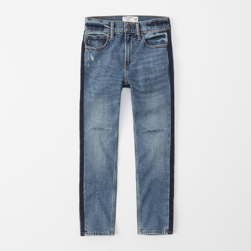 taper jeans