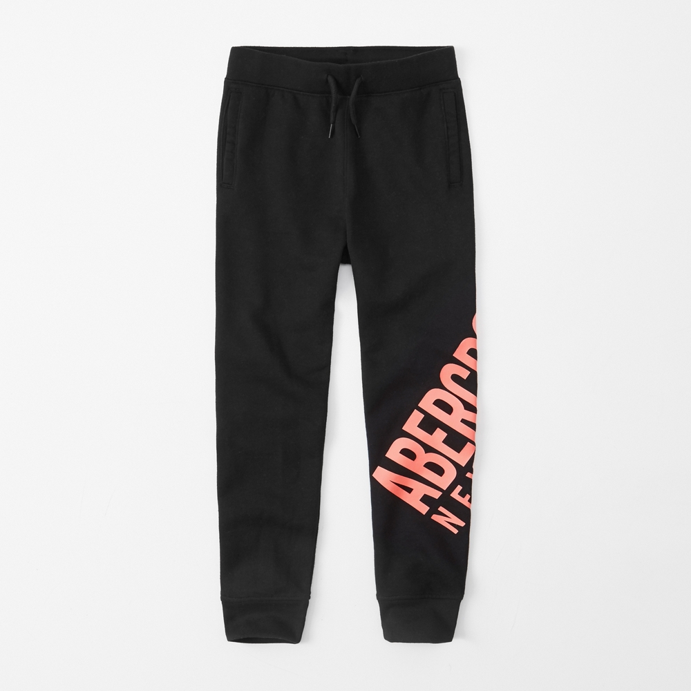 logo joggers
