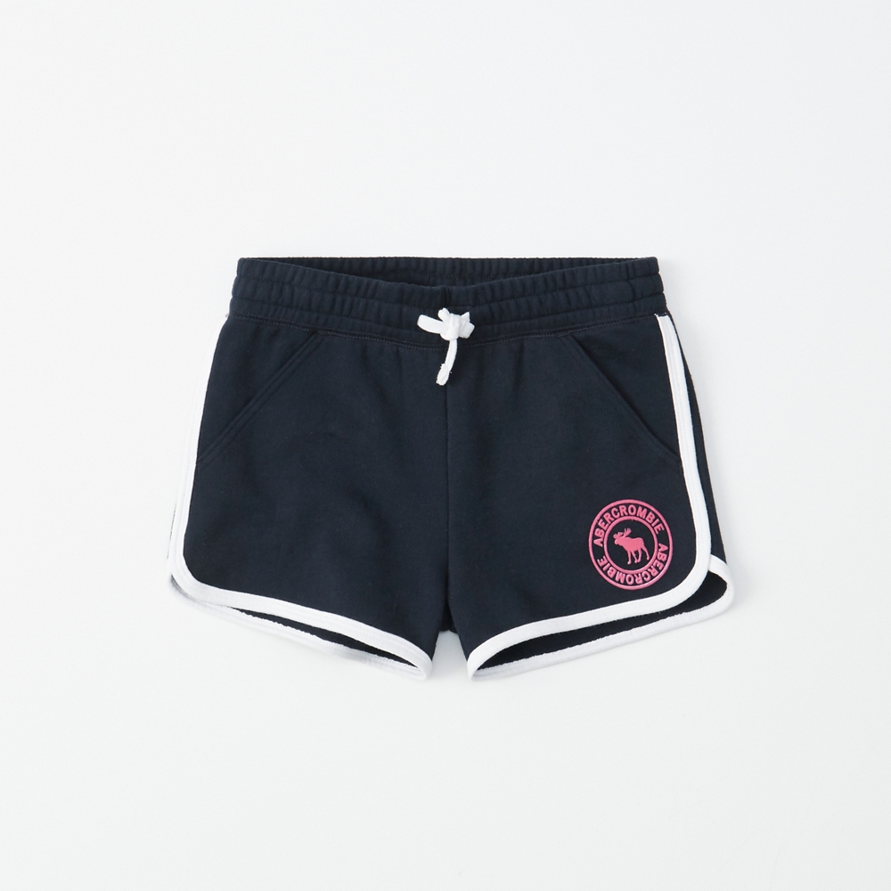 curved hem fleece shorts