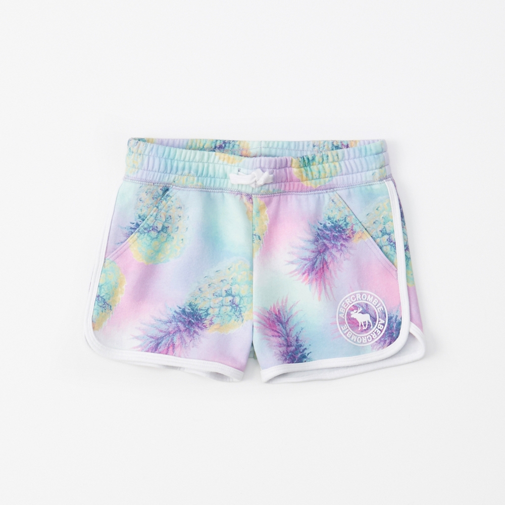 curved hem fleece shorts