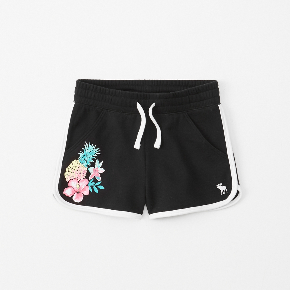 curved hem fleece shorts