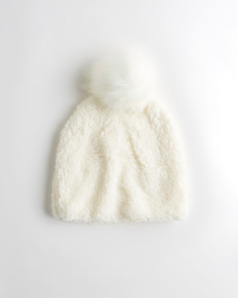 hollister pom beanie