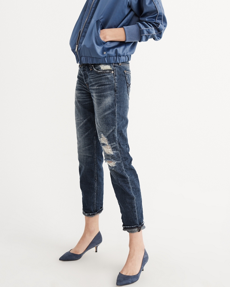 destroyed boyfriend jeans