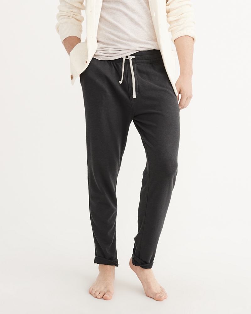 black fleece lounge pants