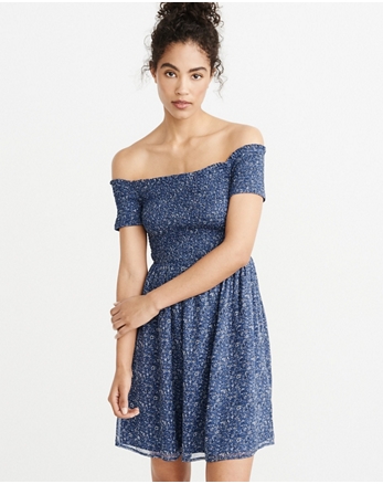damen-kleider-und-einteiler-abercrombie-fitch