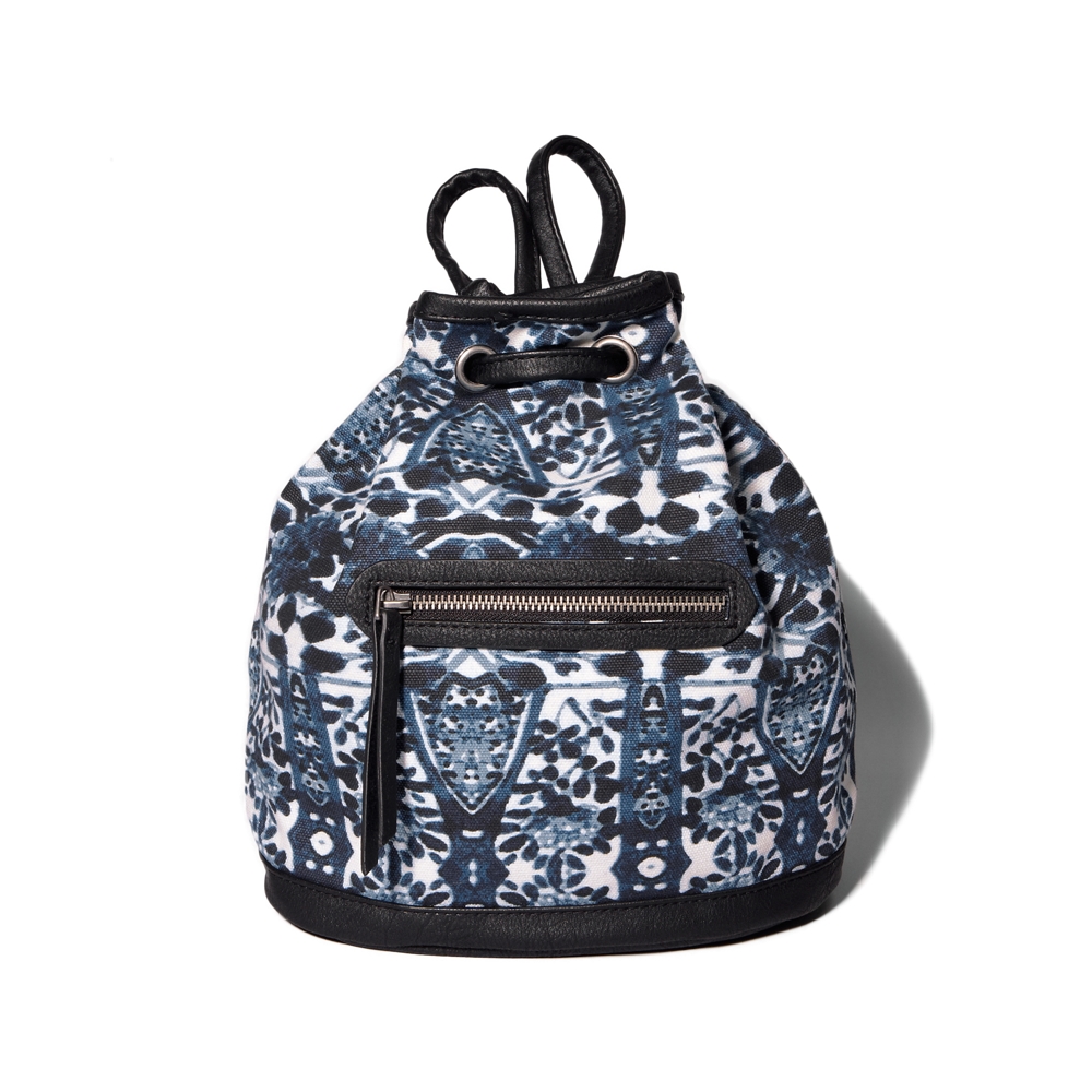 Womens Pattern Canvas Bucket Bag | Womens Accessories | Abercrombie.com