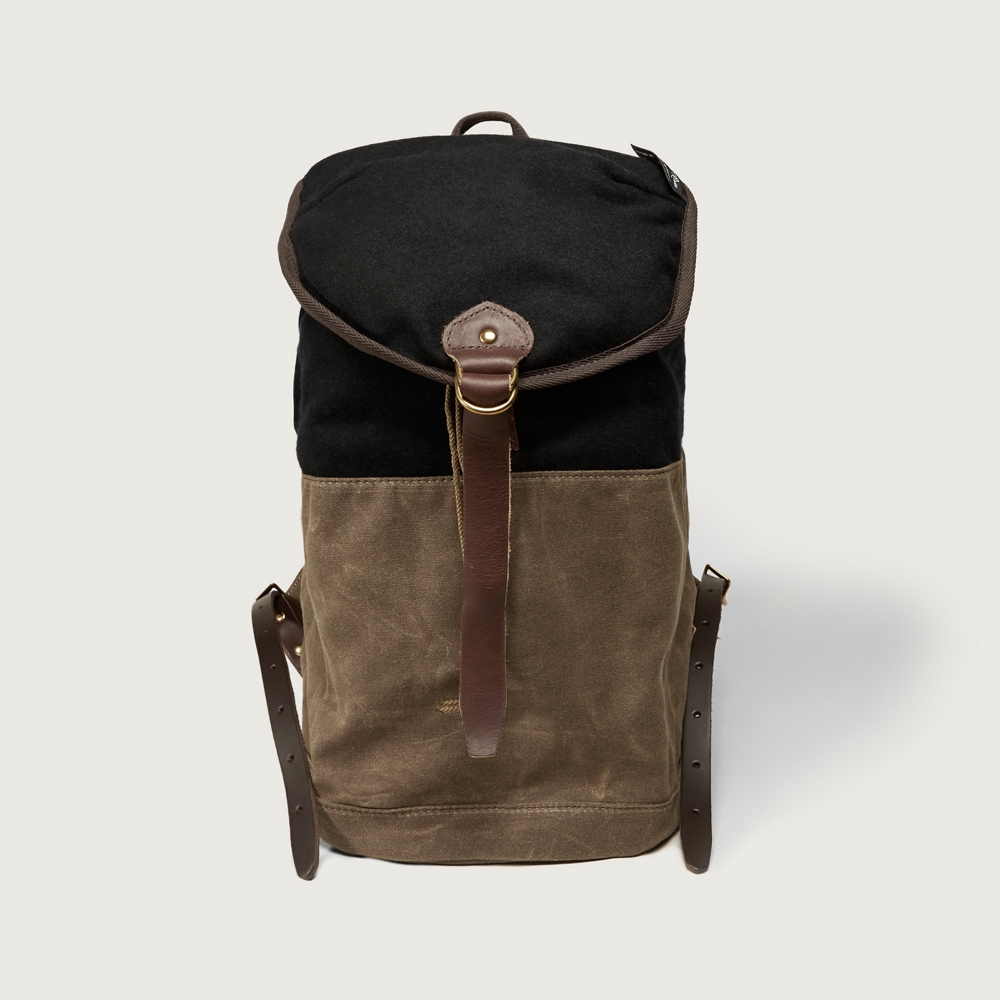 woolrich rucksack