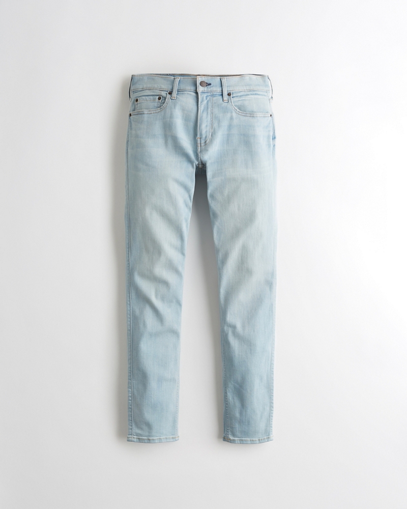 jeans and sneakers outfit for ladies