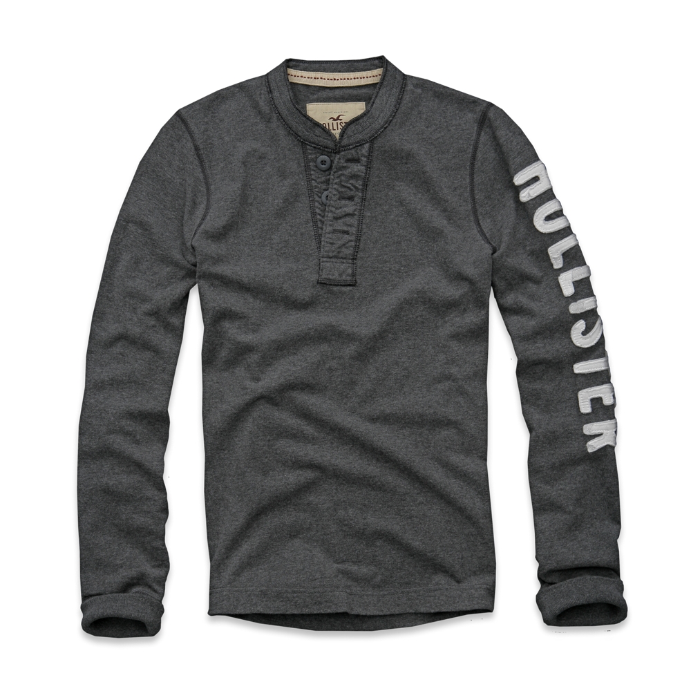 Rugged button down center placket, classic Hollister logo applique at 